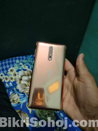 Nokia 8